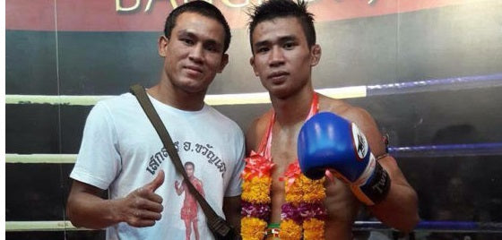 Superlek vinner WBC titeln över Seksan på Lumpinee Stadium (VIDEO)