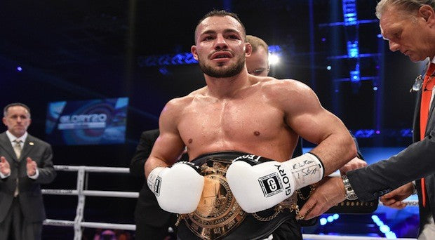 Robin van Roosmalen gör MMA Debut i 2016