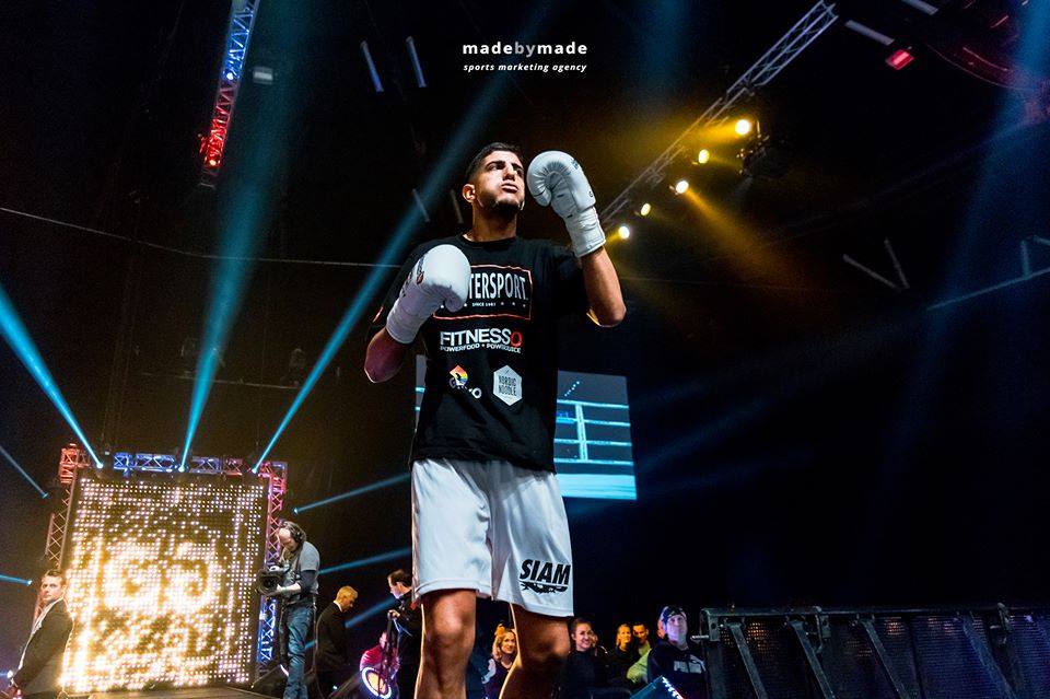 GLORY 41 Holland: Invägningsvideo + invägningsresultat