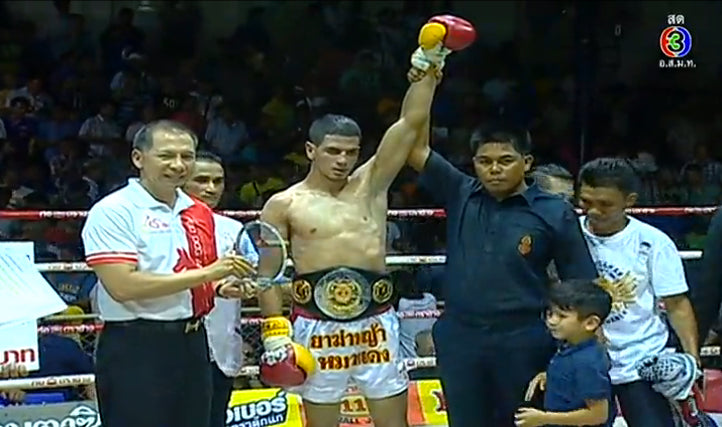 Youssef Boughanem försvarar Omnoi Stadium titeln (Video)