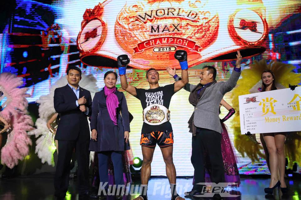 【Fight-Videos】 Sittichai vinner turnering på Kunlun Fight 37