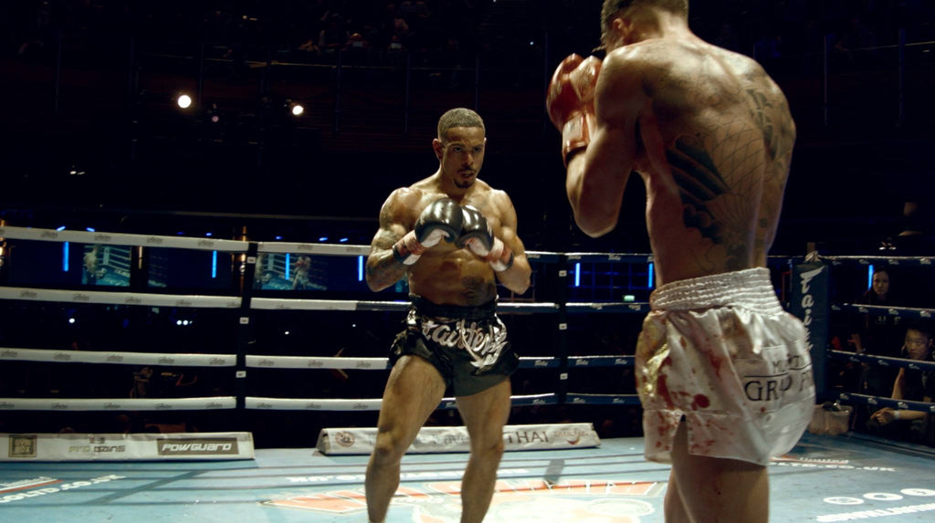 【Fightvideo】Se blodbadet mellan Paul Barber och Daniel Terry på Muay Thai GP 3