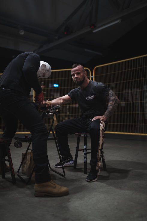 "ONE MAN ARMY 2.0" T-SHIRT