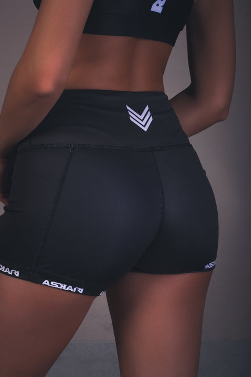"MADRINA" TRAINING SHORTS