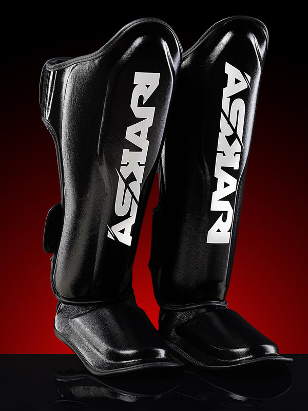"CALIBR8" SHINGUARDS