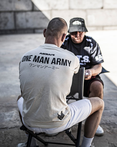 "ONE MAN ARMY" T-SHIRT