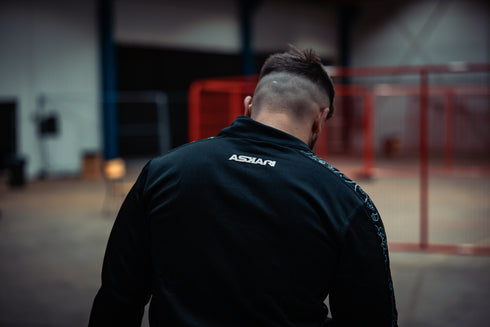 "PURA SANGRE" WHITE EDITION