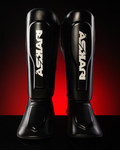 "CALIBR8" SHINGUARDS