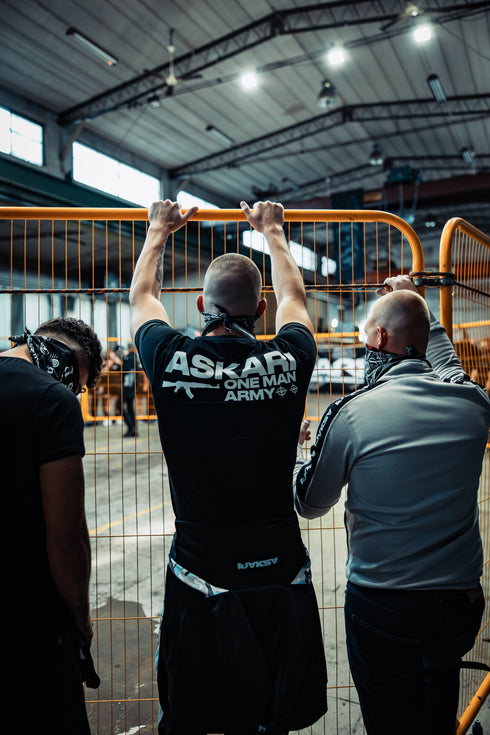 "ONE MAN ARMY 2.0" T-SHIRT