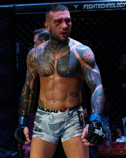 "OYMYAKON" VALE TUDO SHORTS